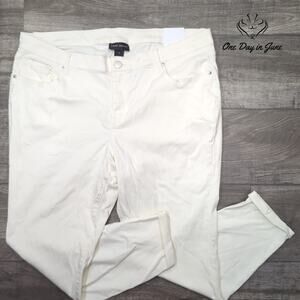 Lane Bryant Plus Size Signature Fit Skinny Jeans Size 22
